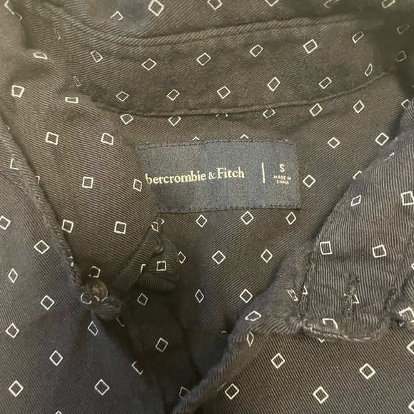 Abercrombie & Fitch Shirt - Picture 2 of 3